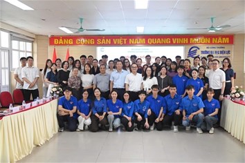 ĐỐI THOẠI GIỮA BAN LÃNH ĐẠO VÀ SINH VIÊN KHOA QLCN&NL NĂM 2026: LẮNG NGHE – THẤU HIỂU – ĐỒNG HÀNH PHÁT TRIỂN.