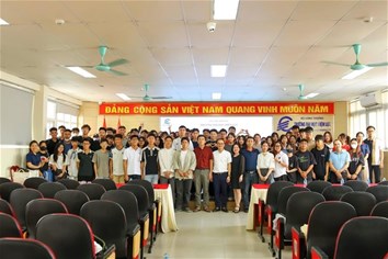 LỄ PHÁT ĐỘNG SINH VIÊN NGHIÊN CỨU KHOA HỌC KHOA QUẢN LÝ CÔNG NGHIỆP VÀ NĂNG LƯỢNG NĂM 2025