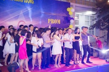 Ấn tượng Prom Blossom 2018