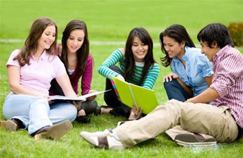 CLB học tập Khoa QLCN&NL trên Báo điện tử Dân trí