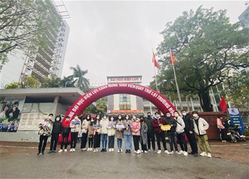 CHÀO ĐÓN SINH VIÊN QUAY TRỞ LẠI TRƯỜNG